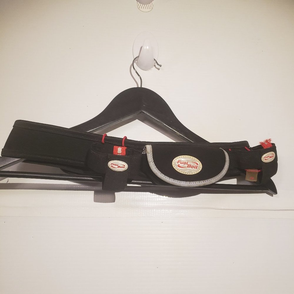 FUEL BELT waist bag adjustable hook loop black running walking training pocket